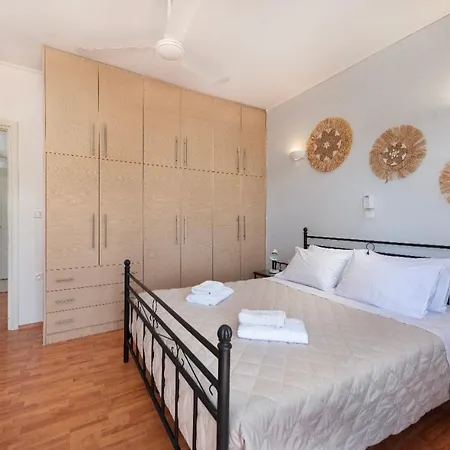 Lual Palette Rhodos Αφάντου